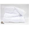Image 1 : 16" X 16" MICROFIBER TOWELS 20 PACK