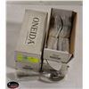 Image 1 : 4 NEW BOXES OF BARCELONA TEASPOONS