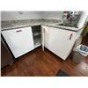 Image 6 : LOT OF ASSORTED INSTALLED CABINETS