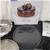 Image 2 : Assorted Bakeware