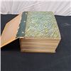 Image 2 : Vintage Oxford International Dictionary of the English Language