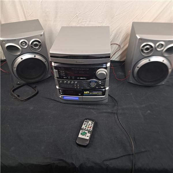Pioneer Stereo CD MD Cassette Deck Receiver with Remote
