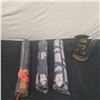 Image 1 : 3 Umbrellas & Rain Gauge