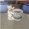 Image 2 : 8 Assorted Flower Pots (Plastic & Pottery)