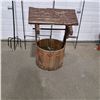 Image 2 : 4 Metal Plant Hangers & Mini Wooden Wishing Well
