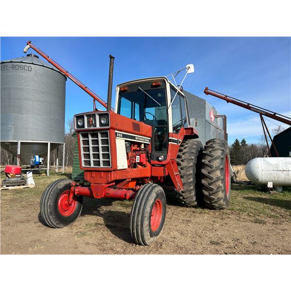 Approx. 1978 IHC 986 tractor, 105 PTO H.p. Sharp Tractor, showing 6,840 hours, CAHR, 2 hyd., 540/100