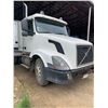Image 4 : 2004 Volvo tandem tractor, ISX 530 engine, 18 speed, c/w 5th wheel, 11x24.5s,  air ride, S/N 4V4NC9T