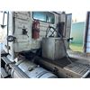 Image 5 : 2004 Volvo tandem tractor, ISX 530 engine, 18 speed, c/w 5th wheel, 11x24.5s,  air ride, S/N 4V4NC9T