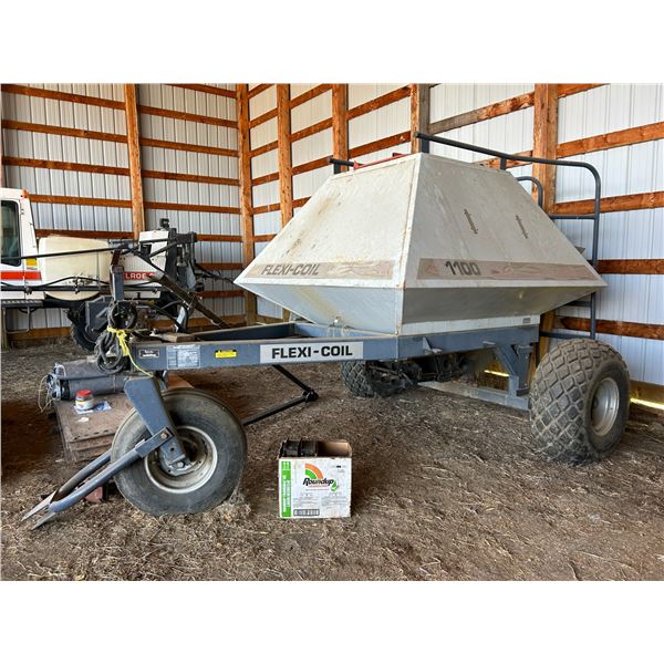 Flexicoil 1100 tow behind air tank S/N G1100A0-H018623, Some parts to be assembled.