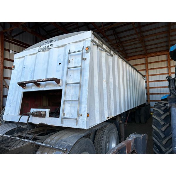 (Lot #s 280 & 281 are a Group Lot) 1995 Castleton Lead triple axle grain trailer, 29 ft, from a Supe