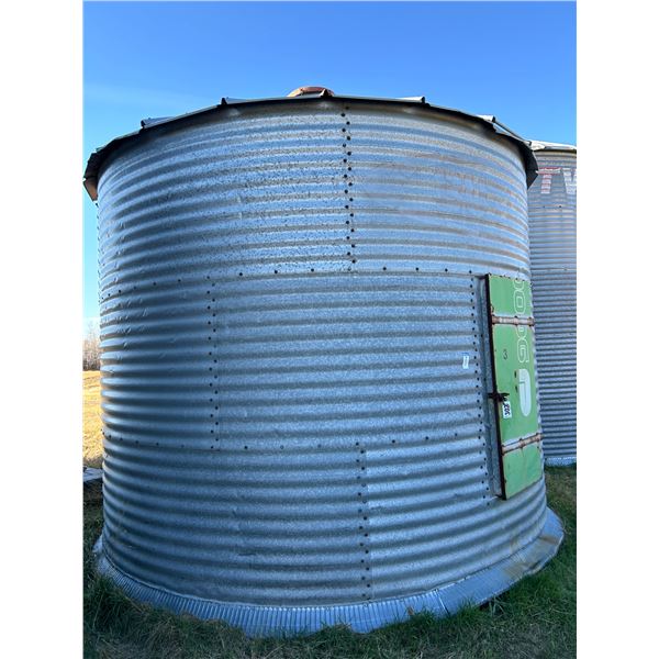 (For Grain Bin Hauling PH John (780) 210-0531) Butler 3 Ring Flat Floor Good Wood Floor & Skirt c/w 