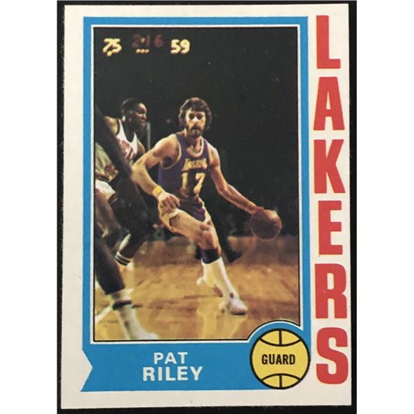 1974-75 TOPPS PAT RILEY (HOF)
