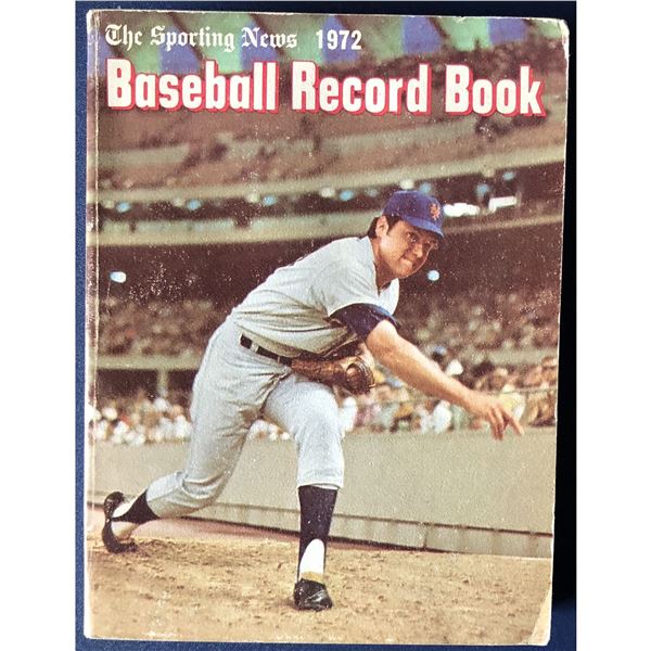 1972 SPORTING NEWS MLB RECORD BOOK