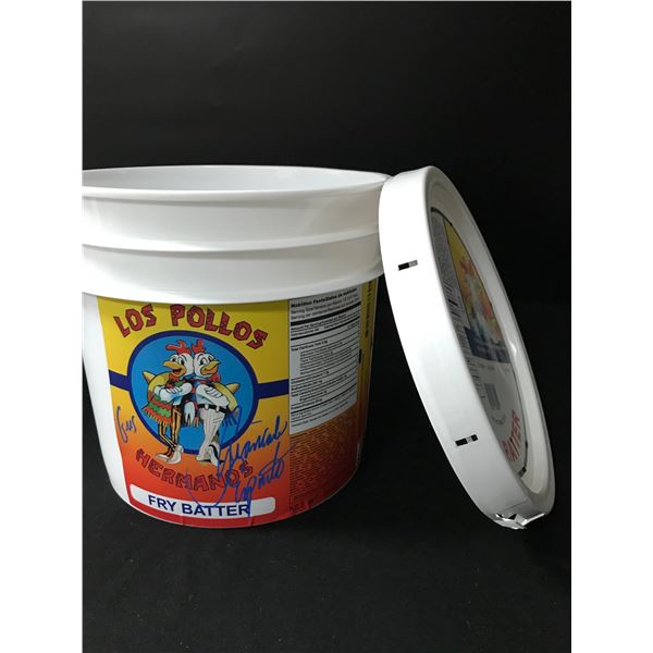 GIANCARLO ESPOSITO SIGNED LOS POLLOS HERMANOS CHICKEN BUCKET (WWOC COA)