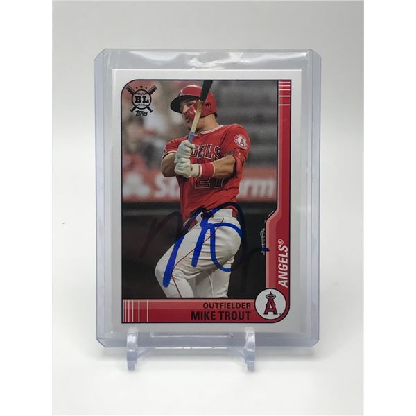 MIKE TROUT SIGNED 2021 TOPPS BASEBALL CARD (PRO CERT COA)