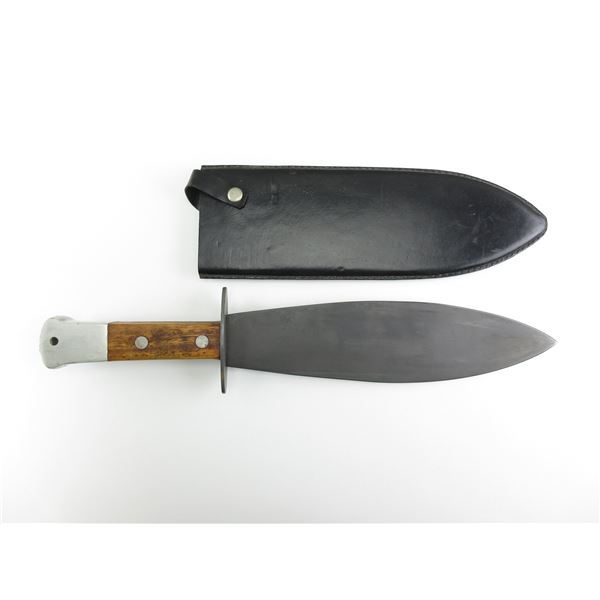 UNKNOWN SMATCHET KNIFE AND SHEATH