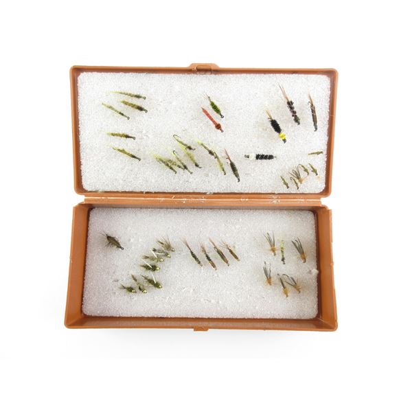 ASSORTED TROUT FLIES LOT