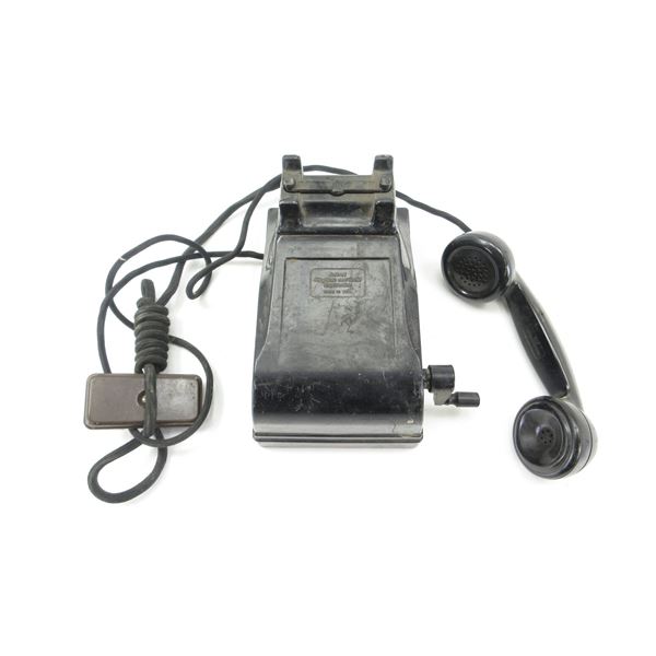 U.S. MILITARY TELEPHONE SET