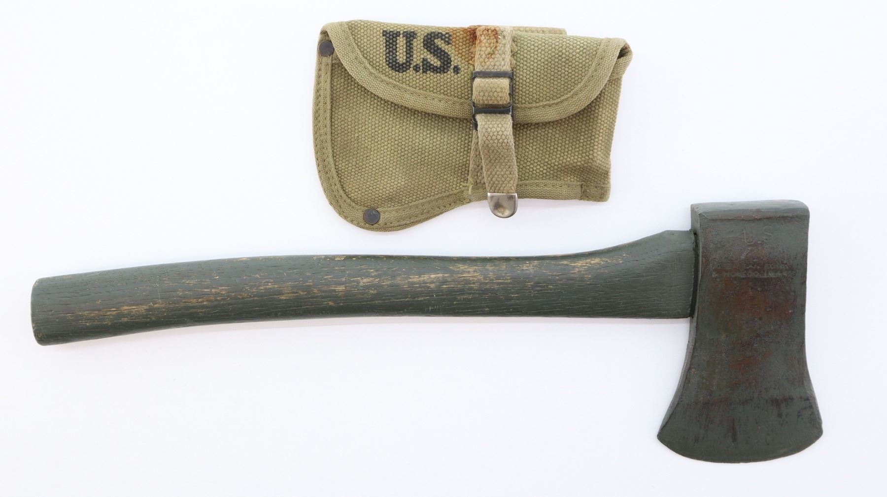 WWII U.S. MILITARY AXE WITH COVER