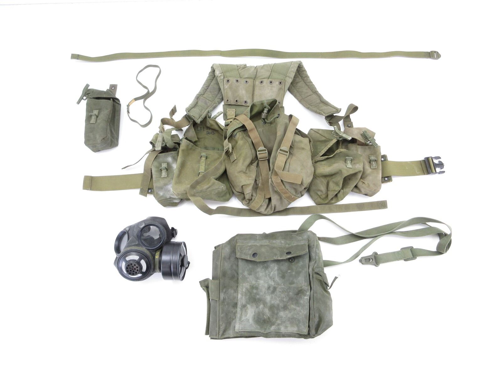 Canadian1982 Pattern Webbing ASSORTED CANADIAN MILITARY 1982 PATTERN ETC. WEBBING LOT - Switzer's ...