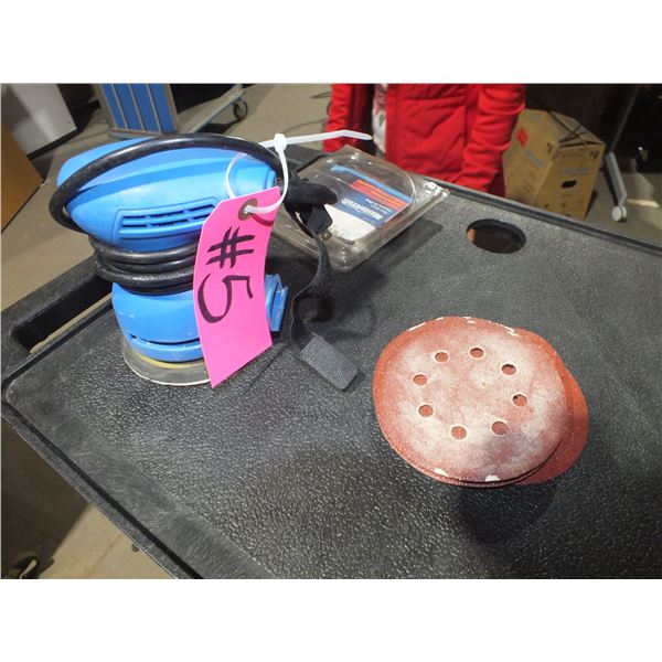Orbital Sander w/ Sand Paper