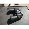 Image 1 : Bushnell Binoculars