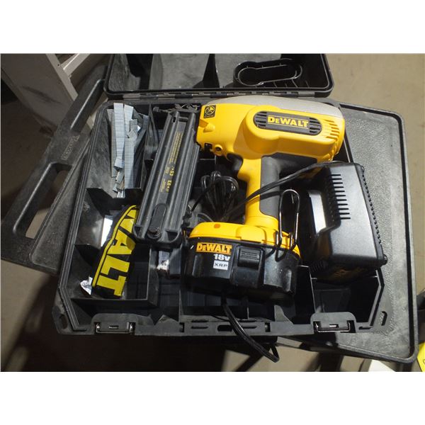 Dewalt 18 Volt Brad Nailer