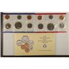 Image 1 : 1990 US MINT SET (UNC) P/D (WITH ENVELOPE)