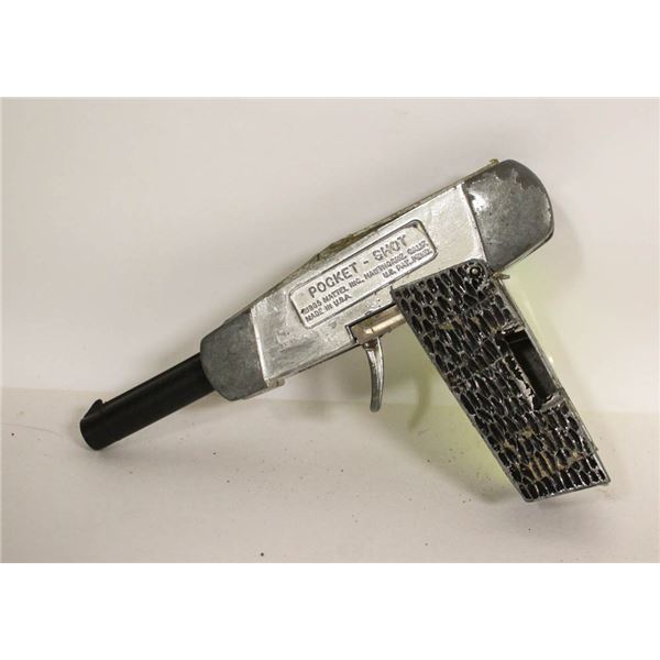 1967 SECRET AGENT ZERO POCKET SHOT KNIFE GUN