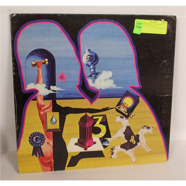 THREE DOG NIGHT GOLDEN BISCUITS LP RECORD