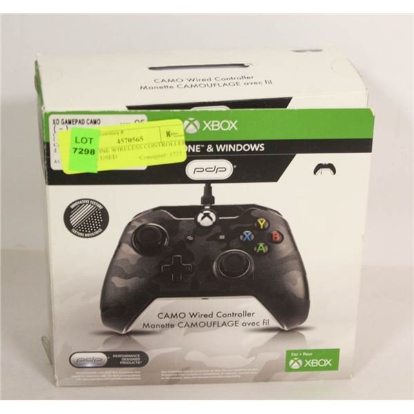 XBOX ONE WIRELESS CONTROLLER W BOX USED
