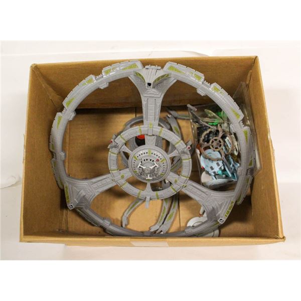 LARGE LOT STAR TREK MICRO MACHINE SHIPS