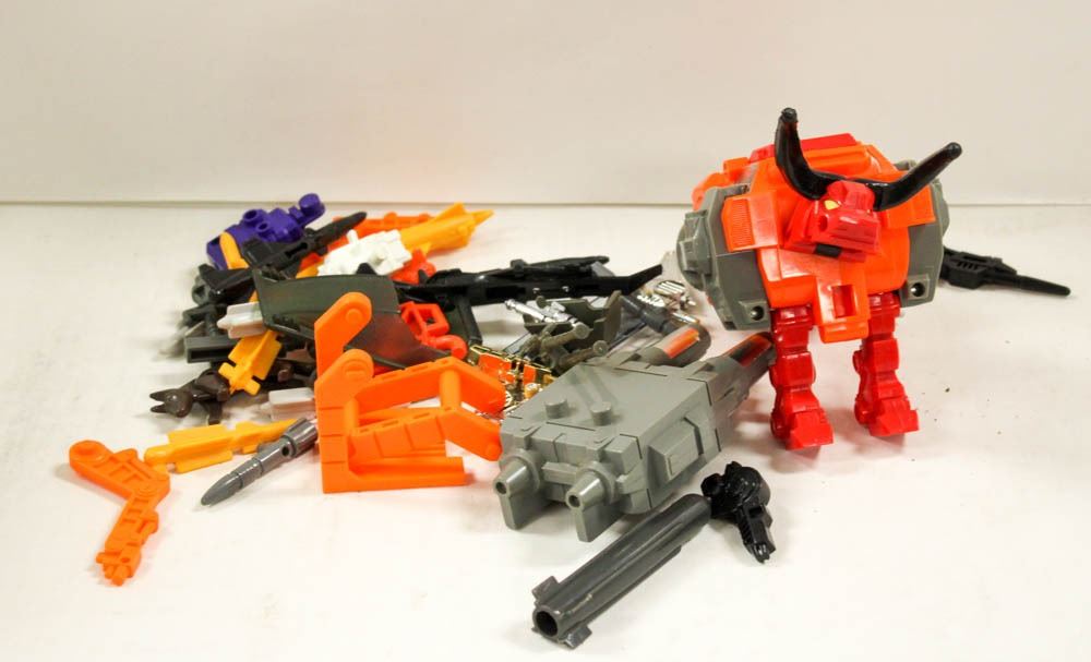 LOT 1980S TRANSFORMER PARTS AND TOY