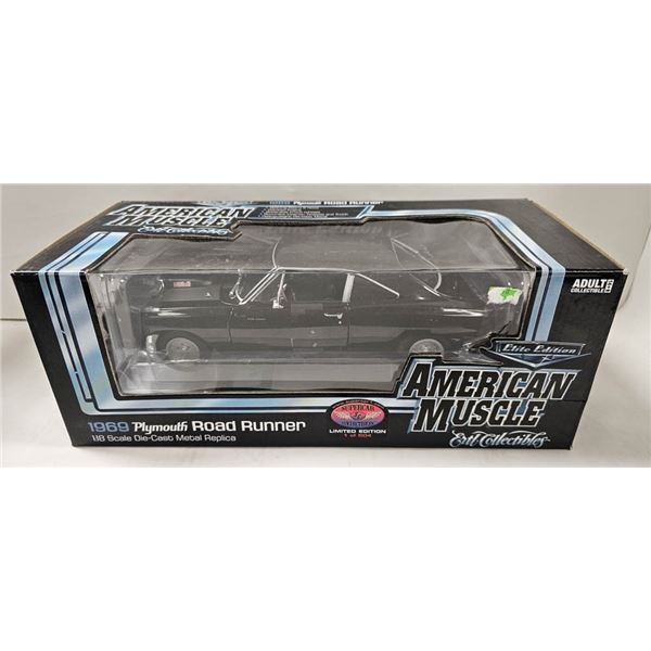 NIB ERTL 1:18 SCALE 1969 PLYMOUTH ROAD RUNNER LTD
