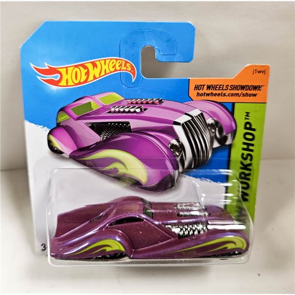 NIB HOTWHEELS SCREAMLINER; HW WORKSHOP SERIES