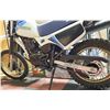 Image 3 : SUZUKI DR 100 DIRTBIKE