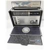 Image 2 : ZENITH TRANS OCEANIC WITH COMPASS, WORLD MAP AND