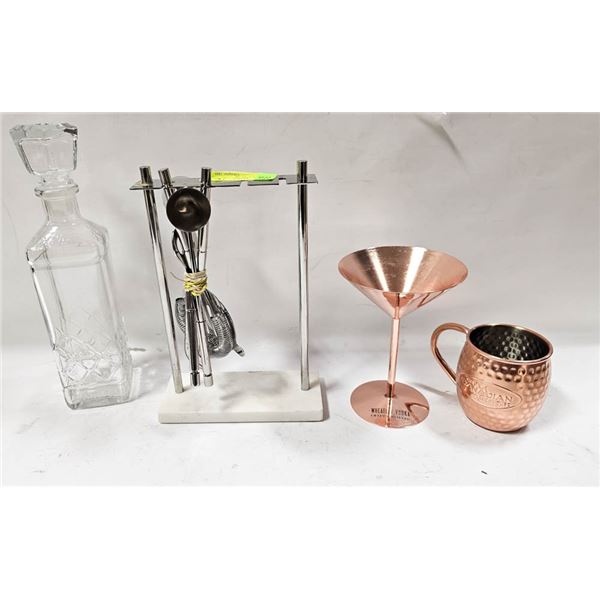 LOT OF BARWARE, INCLUDING RARE JP WISERS WHISKEY