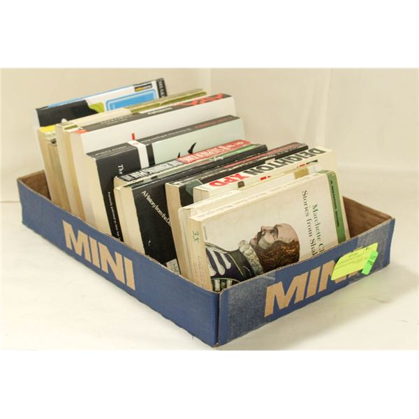 LOT OF BOOKS INCLUDING SHAKESPEAR, MARK TWAIN,