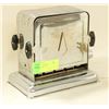 Image 1 : ANTIQUE TOASTER