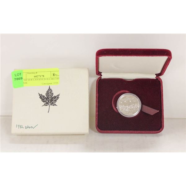 1982 SILVER CANADA DOLLAR COIN W CASE