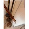 Image 8 : Metal & Wood Floor Lamps