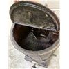 Image 2 : Antique Brooder Cast Iron Stove