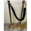 Image 2 : 4 Stanchions