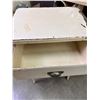 Image 3 : Metal Surgery Table and Side Table
