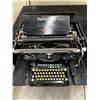 Image 3 : Vintage Typewriter Desk