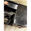 Image 4 : Vintage Typewriter Desk