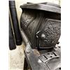 Image 3 : Cast Iron Furnace