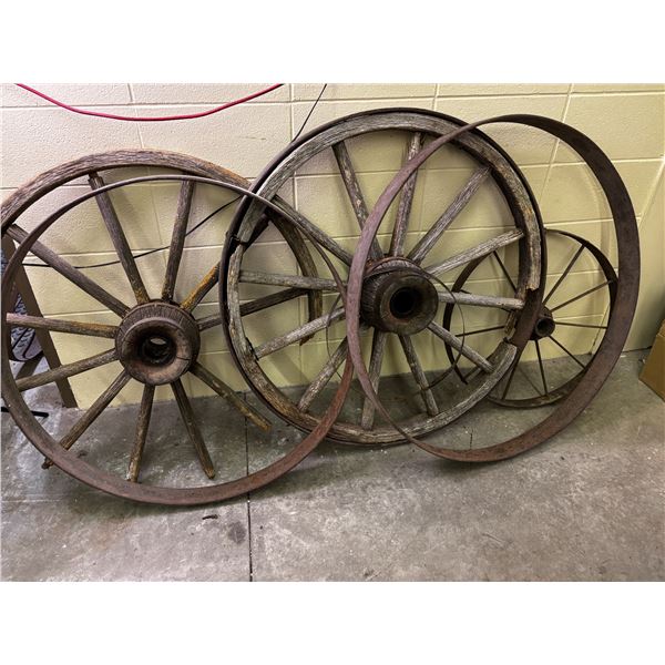 Wooden and Metal Wagon Wheels