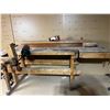 Image 1 : Wooden Woodworking Bench